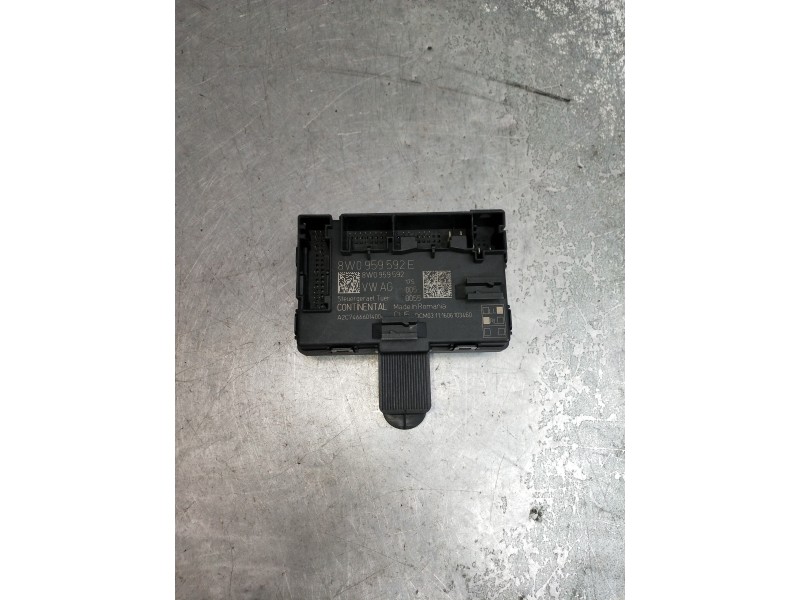 Recambio de modulo electronico para audi a4 berlina (8w2) design edition referencia OEM IAM 8W959592E  