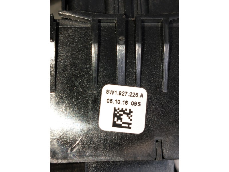Recambio de mando multifuncion para audi a4 berlina (8w2) design edition referencia OEM IAM 8W1927225A  