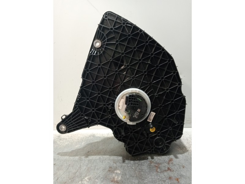 Recambio de deposito combustible para audi a4 berlina (8w2) design edition referencia OEM IAM 4067411AC  ADBLU