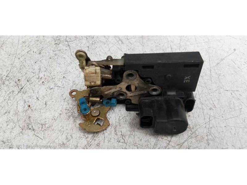 Recambio de motor cierre centralizado delantero derecho para chevrolet lacetti se referencia OEM IAM   