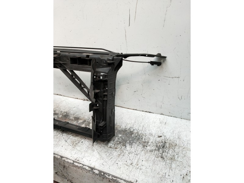 Recambio de panel frontal para seat toledo (kg3) style referencia OEM IAM   