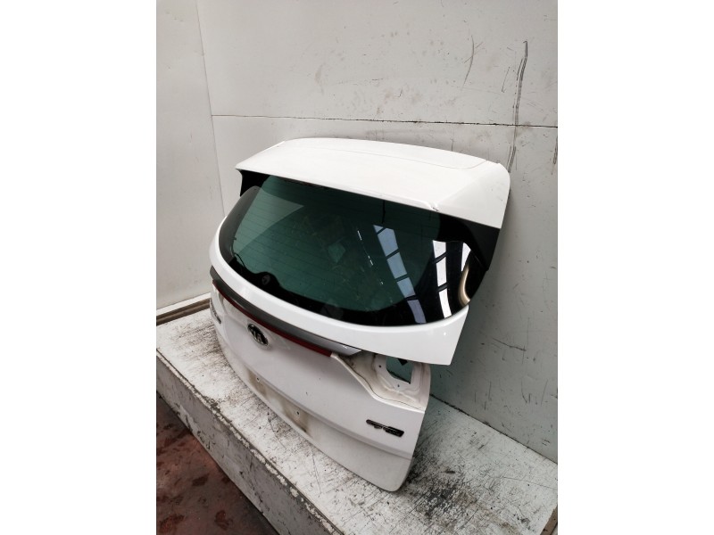 Recambio de porton trasero para kia sportage spirit 2wd referencia OEM IAM   5P