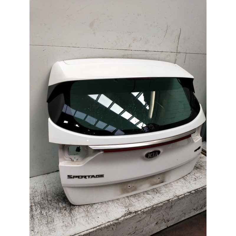 Recambio de porton trasero para kia sportage spirit 2wd referencia OEM IAM   5P