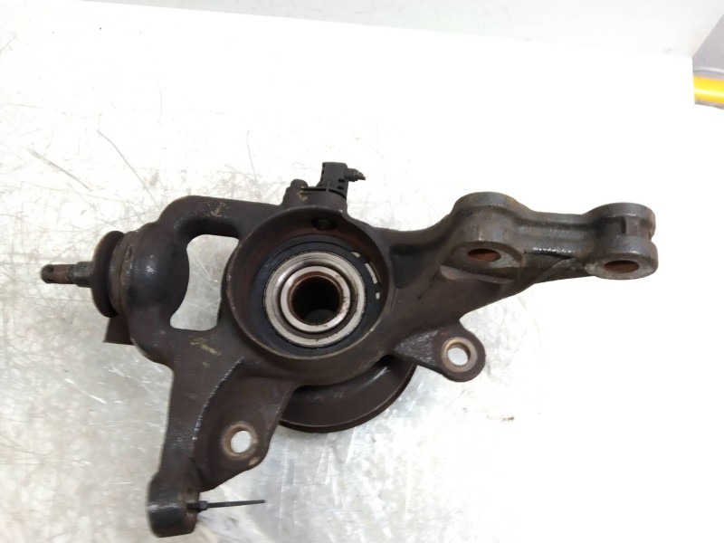 Recambio de mangueta delantera derecha para hyundai i30 classic referencia OEM IAM   