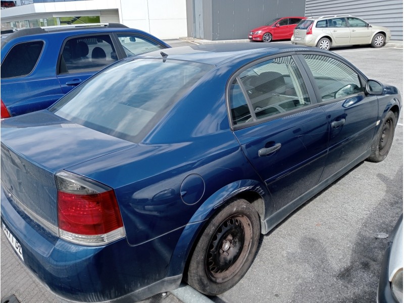 opel vectra c berlina del año 2002