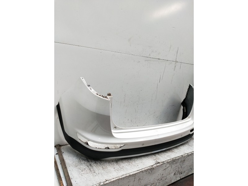 Recambio de paragolpes trasero para kia sportage spirit 2wd referencia OEM IAM   