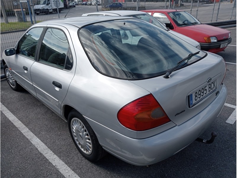 ford mondeo berlina (gd) del año 2000