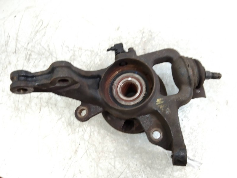 Recambio de mangueta delantera izquierda para hyundai i30 classic referencia OEM IAM   