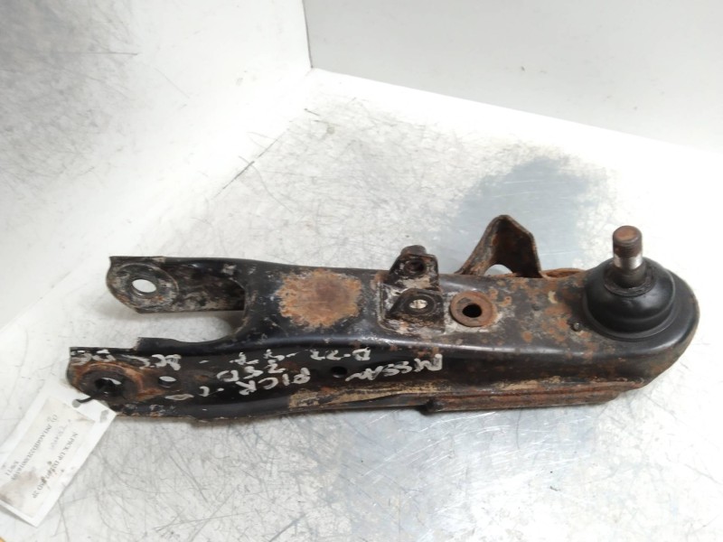 Recambio de brazo suspension inferior delantero derecho para nissan pick-up (d22) 2.5 diesel referencia OEM IAM   