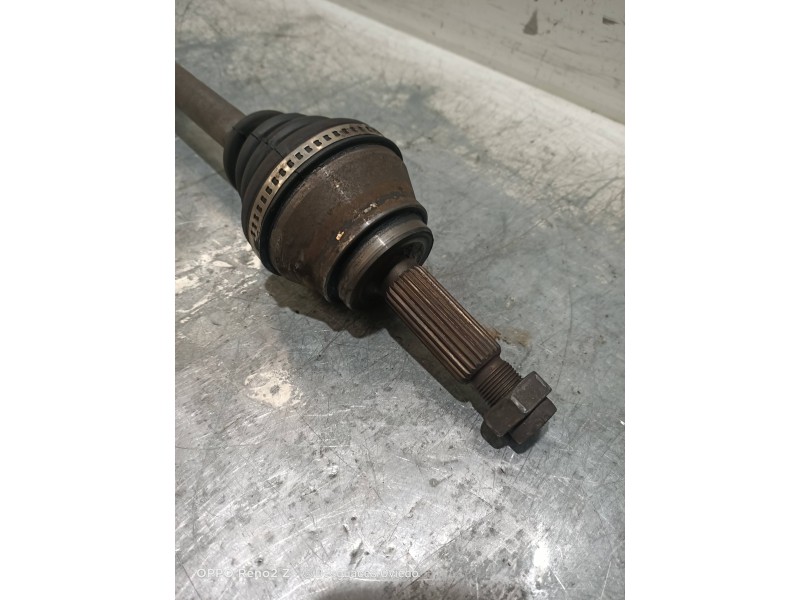 Recambio de transmision delantera izquierda para ford escort berlina cl referencia OEM IAM   