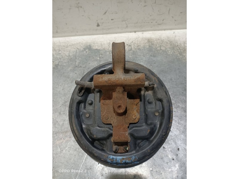 Recambio de mangueta trasera izquierda para ford escort berlina cl referencia OEM IAM   