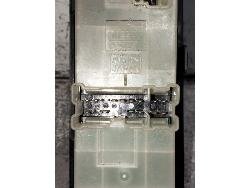 Recambio de mando elevalunas delantero izquierdo para nissan pathfinder (r51) 2.5 dci le referencia OEM IAM   