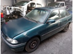 opel astra f berlina del año 1996