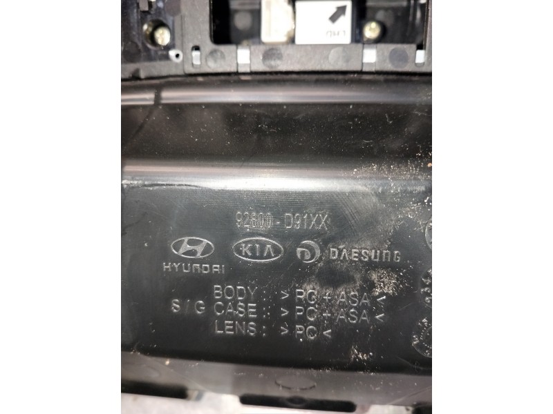Recambio de luz interior para kia sportage spirit 2wd referencia OEM IAM 92800D91XX 92800D9110WK 