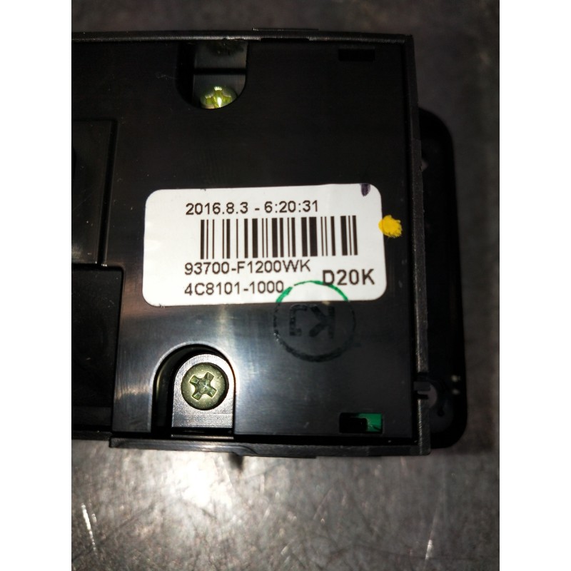Recambio de mando multifuncion para kia sportage spirit 2wd referencia OEM IAM 93700F1200WK  