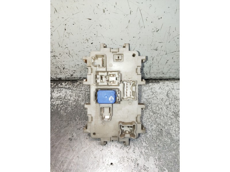 Recambio de caja reles / fusibles para nissan pathfinder (r51) 2.5 dci le referencia OEM IAM 0378EA00A7C22  