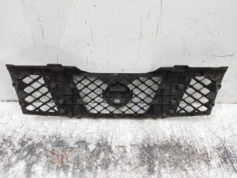 Recambio de rejilla delantera para nissan pathfinder (r51) 2.5 dci le referencia OEM IAM   