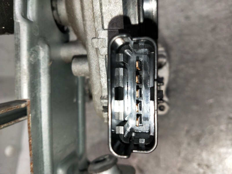 Recambio de motor limpia delantero para kia sportage spirit 2wd referencia OEM IAM   