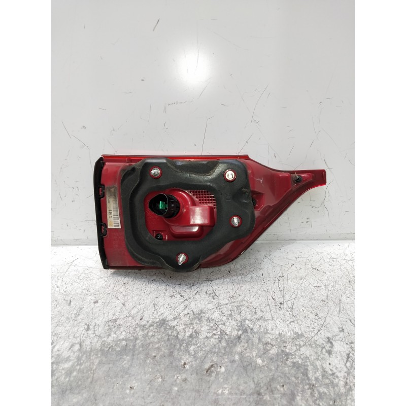 Recambio de piloto trasero derecho interior para kia sportage spirit 2wd referencia OEM IAM   