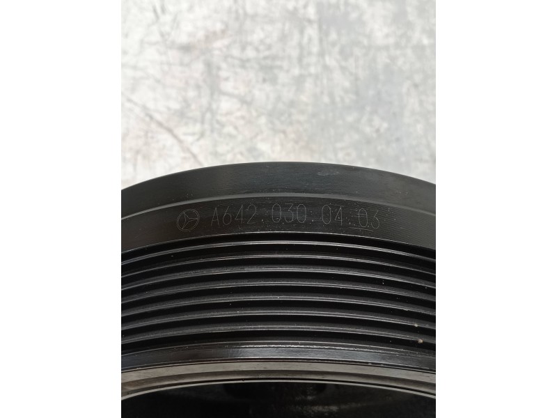 Recambio de polea cigueñal para mercedes clase clk (w207) coupe 350 cdi be prime edition (207.322) referencia OEM IAM A642030040