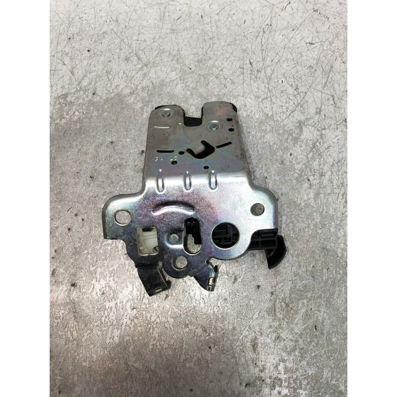 Recambio de motor cierre centralizado porton para audi a5 sportback (8t) 2.0 tdi (140kw) referencia OEM IAM 8R0827505A  5P