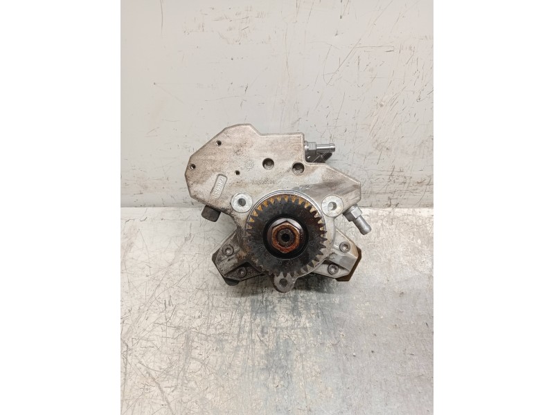 Recambio de bomba inyeccion para mercedes clase clk (w207) coupe 350 cdi be prime edition (207.322) referencia OEM IAM 044501021