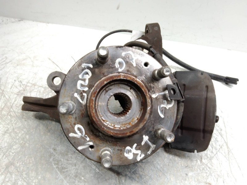 Recambio de mangueta delantera izquierda para hyundai i30 classic referencia OEM IAM   