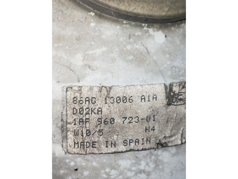 Recambio de faro izquierdo para ford escort berlina cl referencia OEM IAM 1AF96072301  