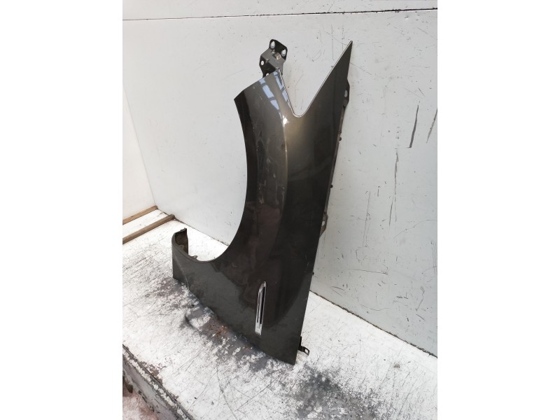 Recambio de aleta delantera izquierda para ford mondeo ber. (ca2) ambiente referencia OEM IAM   