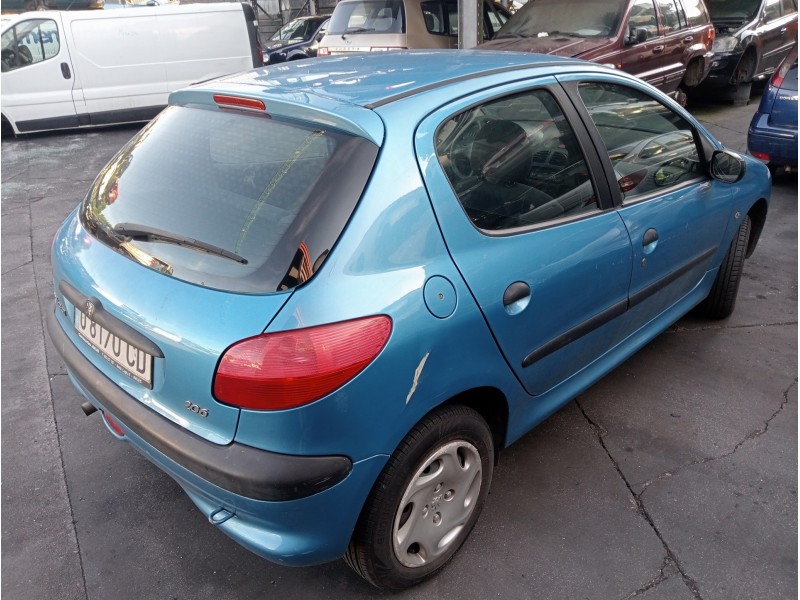 peugeot 206 berlina del año 1999