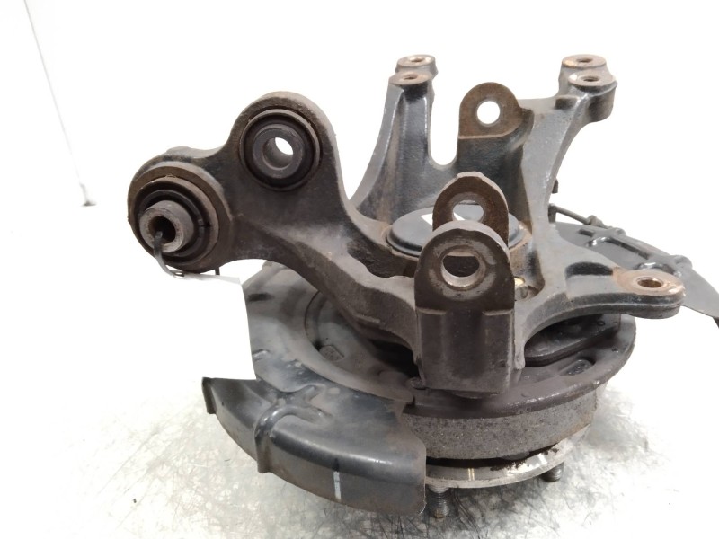Recambio de mangueta trasera derecha para hyundai i30cw 1.6 crdi cat referencia OEM IAM   