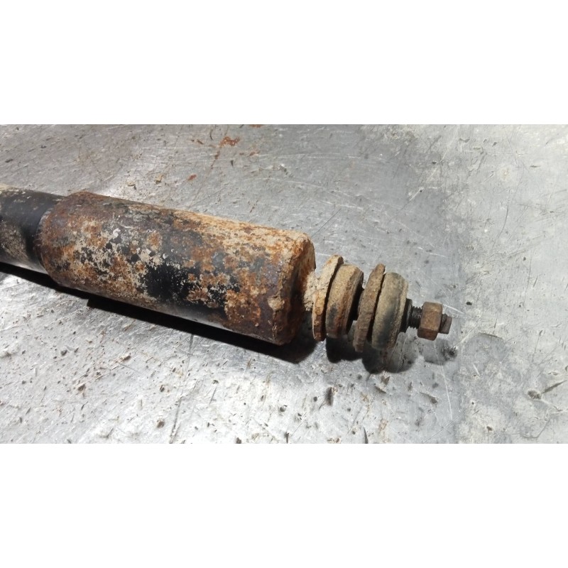 Recambio de amortiguador delantero izquierdo para mitsubishi montero sport (k90) 2.5 turbodiesel referencia OEM IAM   