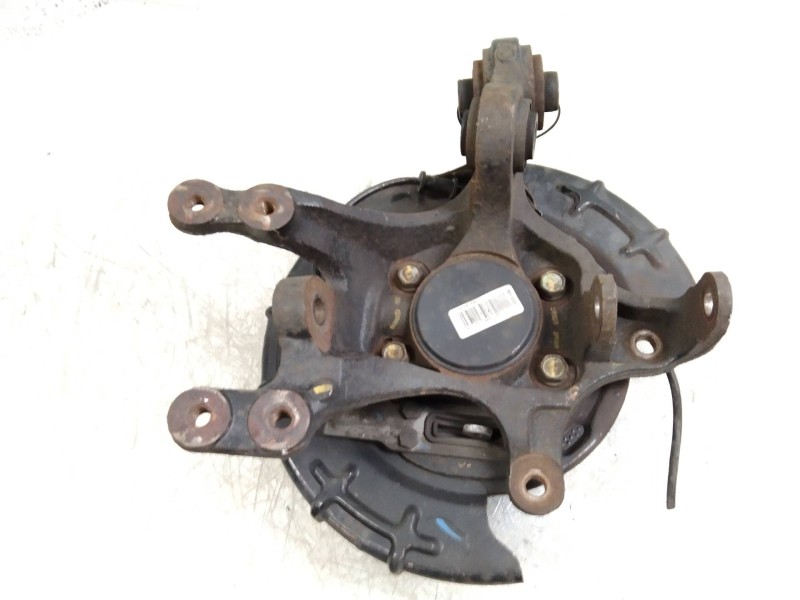 Recambio de mangueta trasera izquierda para hyundai i30cw 1.6 crdi cat referencia OEM IAM   