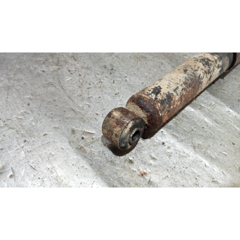 Recambio de amortiguador delantero izquierdo para mitsubishi montero sport (k90) 2.5 turbodiesel referencia OEM IAM   