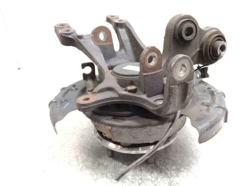 Recambio de mangueta trasera izquierda para hyundai i30cw 1.6 crdi cat referencia OEM IAM   