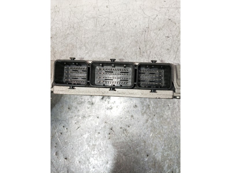 Recambio de centralita motor uce para citroen c4 berlina collection referencia OEM IAM 9653979480 SW9659099180 SW16735054