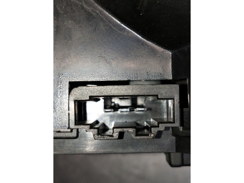 Recambio de piloto trasero izquierdo interior para volkswagen vento (1h2) gl referencia OEM IAM 1H5945259  