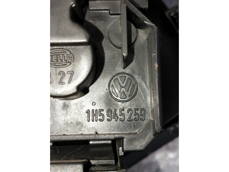 Recambio de piloto trasero izquierdo interior para volkswagen vento (1h2) gl referencia OEM IAM 1H5945259  