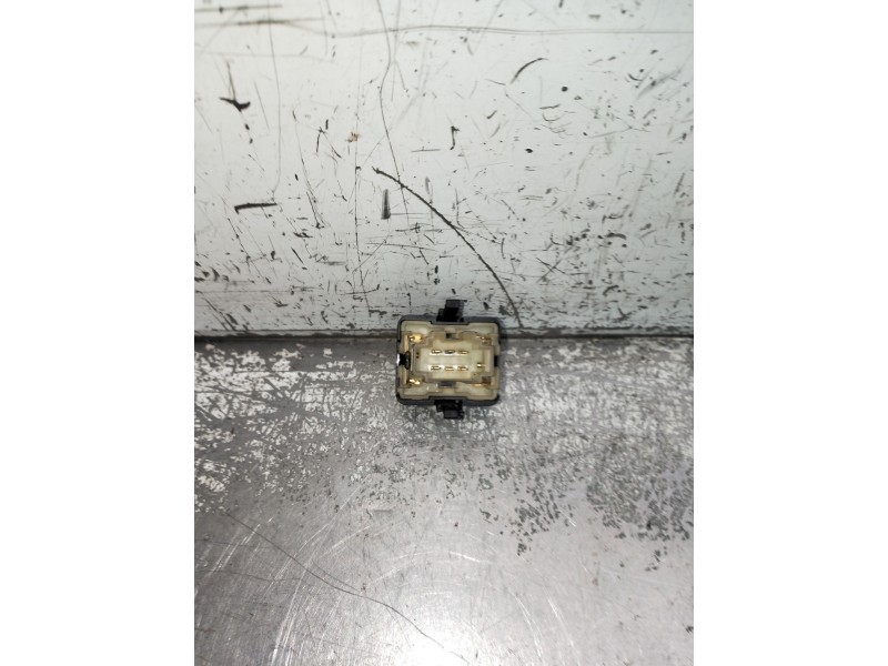 Recambio de mando elevalunas delantero izquierdo para volkswagen vento (1h2) gl referencia OEM IAM 1H0959855  