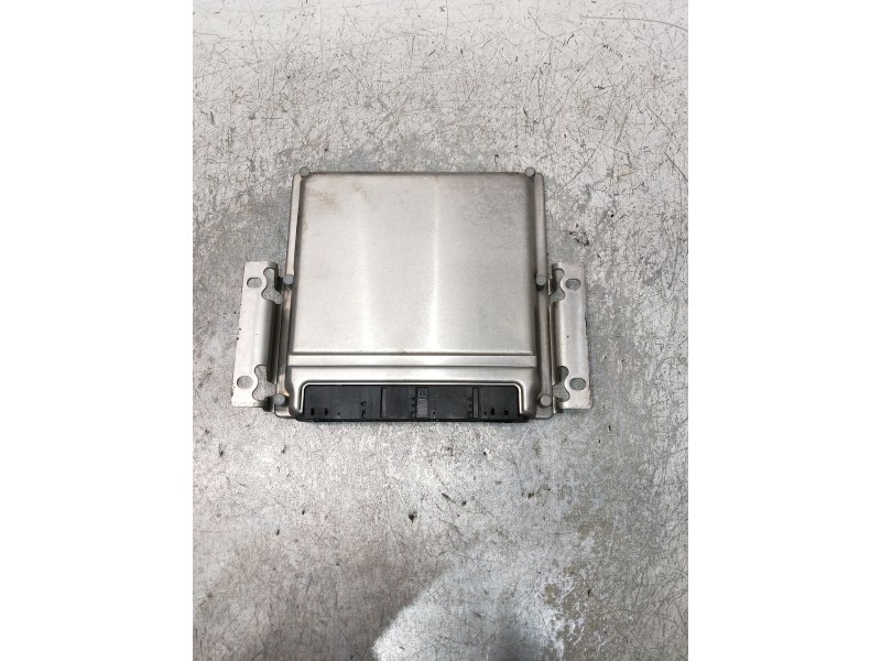 Recambio de centralita motor uce para mercedes vito (w638) combi 112 cdi (638.194) referencia OEM IAM 0281010925 A0001535779 