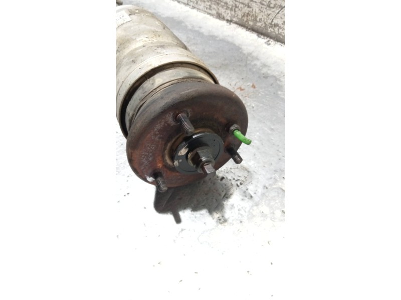 Recambio de amortiguador delantero derecho para land rover discovery v6 td s referencia OEM IAM 22214641  