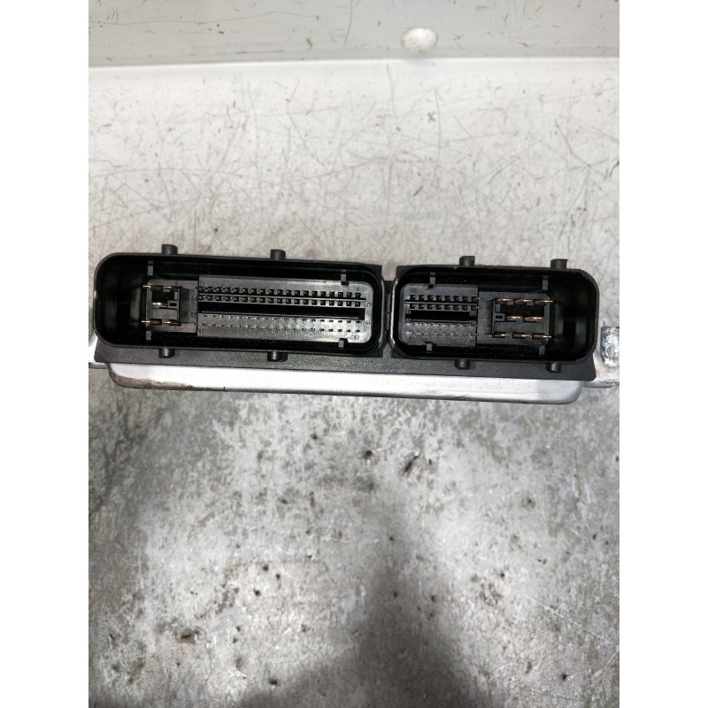 Recambio de centralita motor uce para volkswagen passat variant (3b6) v6 tdi executive referencia OEM IAM 0281010447 3B1907401B 