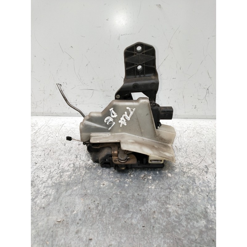 Recambio de motor cierre centralizado trasero derecho para volkswagen passat variant (3b6) v6 tdi executive referencia OEM IAM  