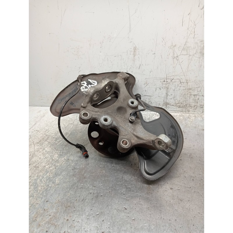 Recambio de mangueta delantera derecha para mercedes clase clk (w207) coupe 350 cdi be prime edition (207.322) referencia OEM IA