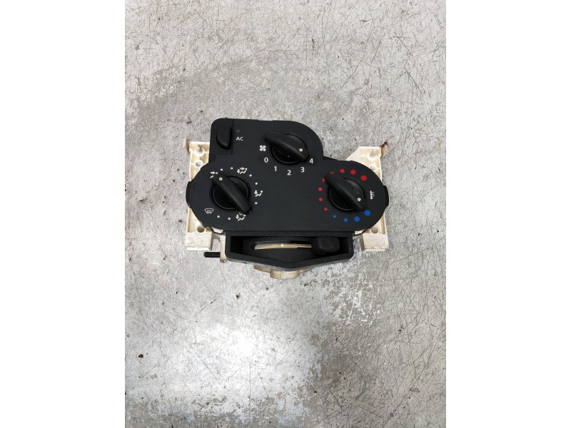 Recambio de mando calefaccion / aire acondicionado para dacia logan prestige referencia OEM IAM 69577008  