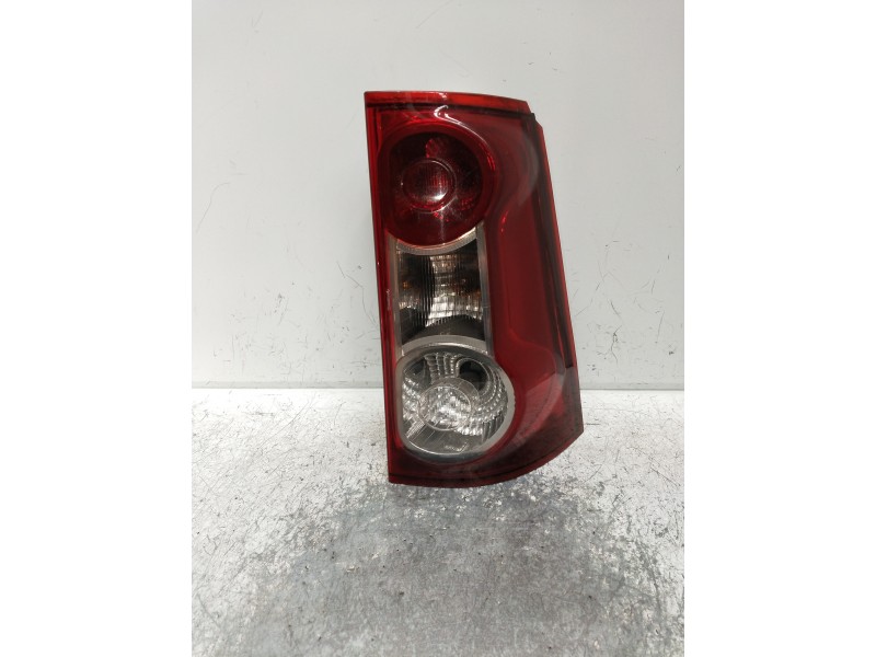 Recambio de piloto trasero derecho para dacia logan prestige referencia OEM IAM   5P