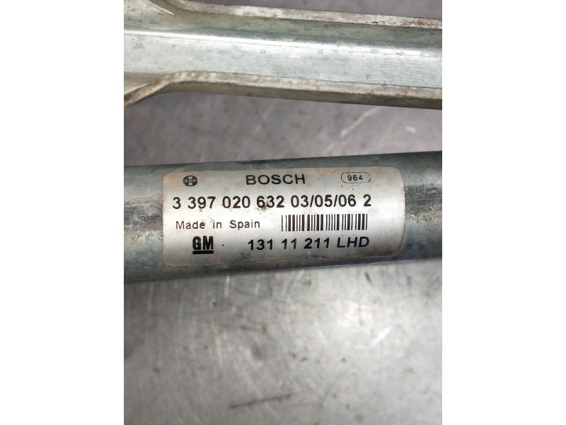 Recambio de motor limpia delantero para opel astra h berlina cosmo referencia OEM IAM 3397020632  