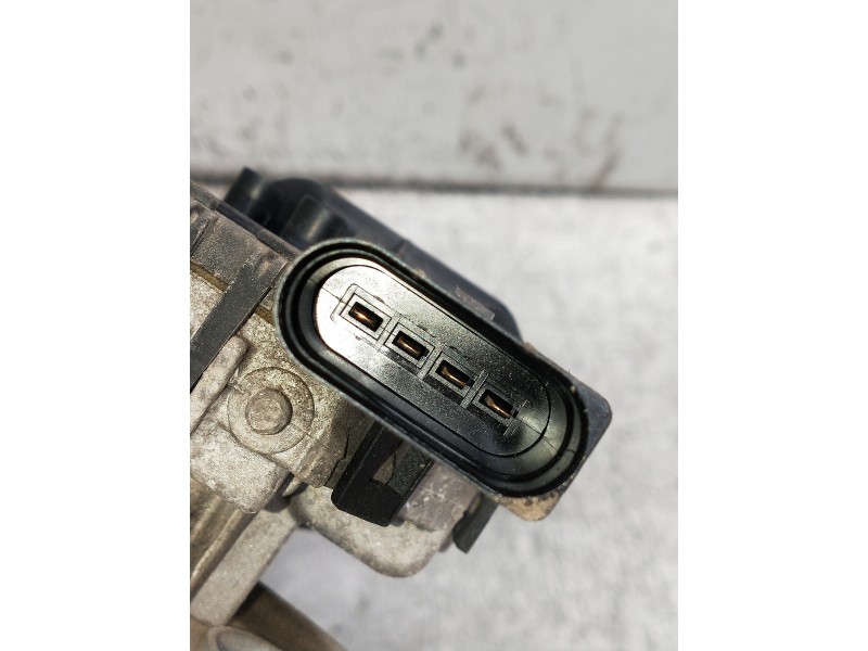 Recambio de motor limpia delantero para opel astra h berlina cosmo referencia OEM IAM 3397020632  