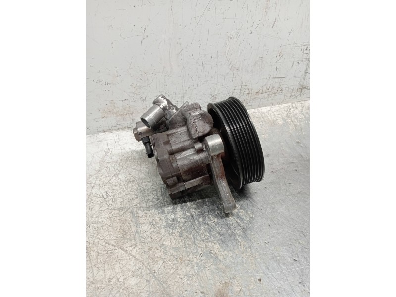 Recambio de bomba direccion para mercedes clase clk (w207) coupe 350 cdi be prime edition (207.322) referencia OEM IAM   