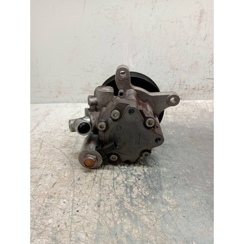 Recambio de bomba direccion para mercedes clase clk (w207) coupe 350 cdi be prime edition (207.322) referencia OEM IAM   